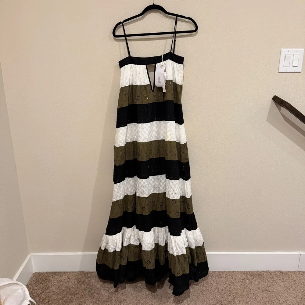 A Potts Tiered Maxi Dress - Picture 4 of 12